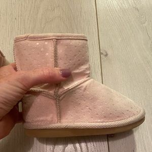 Old navy toddler girl size 8 booties